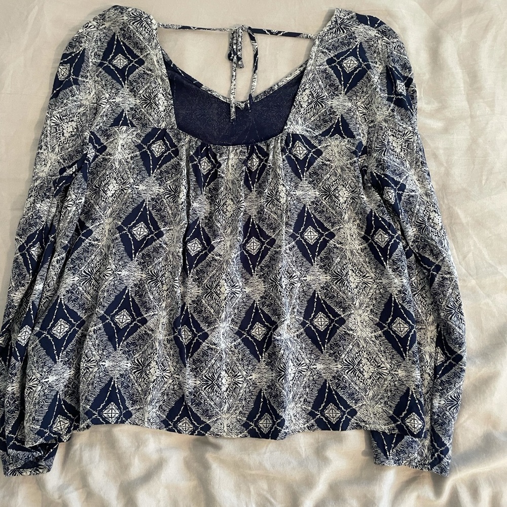 Roxy  long sleeve open back top